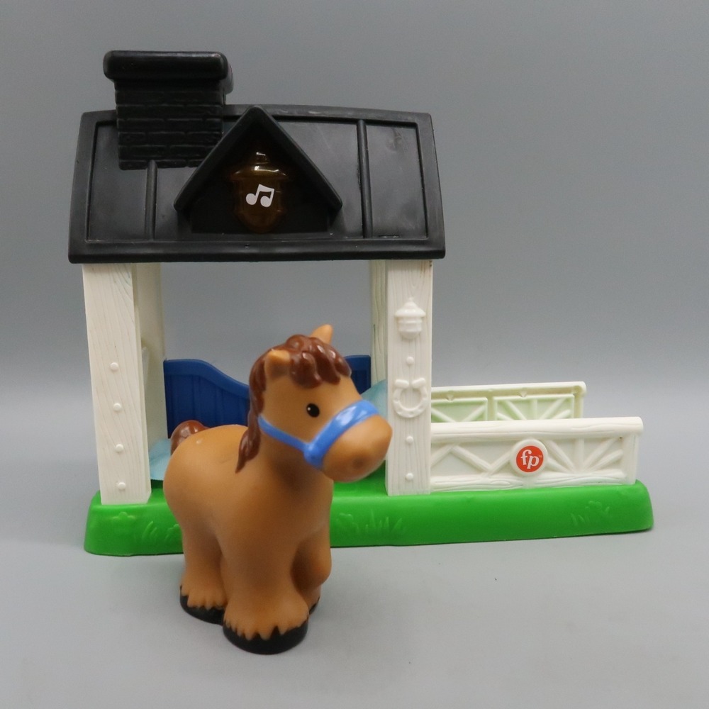 Fisher-Price‎ Little People Stable Toddler Playset with Horse Figure Toy 2021